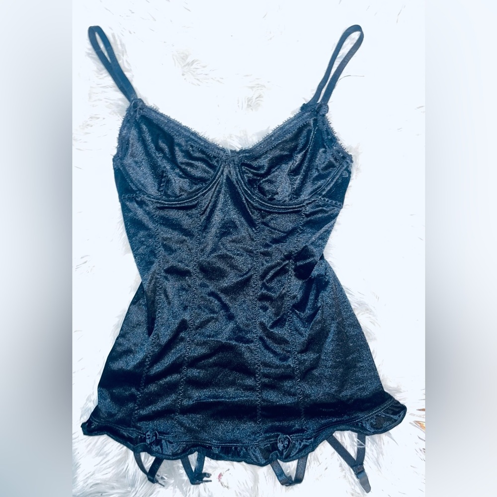 🚨.  VINTAGE🖤 Black Teddy w/ Attached Garters